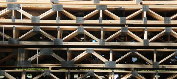 Trusses in daylight.